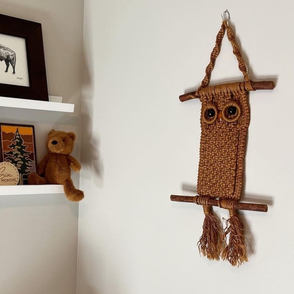 Vintage crochet owl wall hanging - Picture 1 of 2